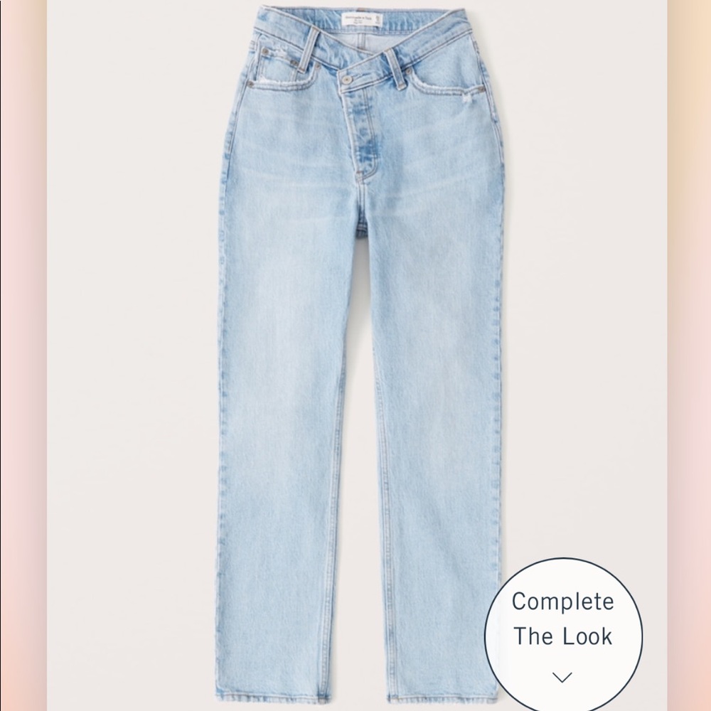 Abercrombie & Fitch Curve Love High Rise Dad Jean Asymmetrical button